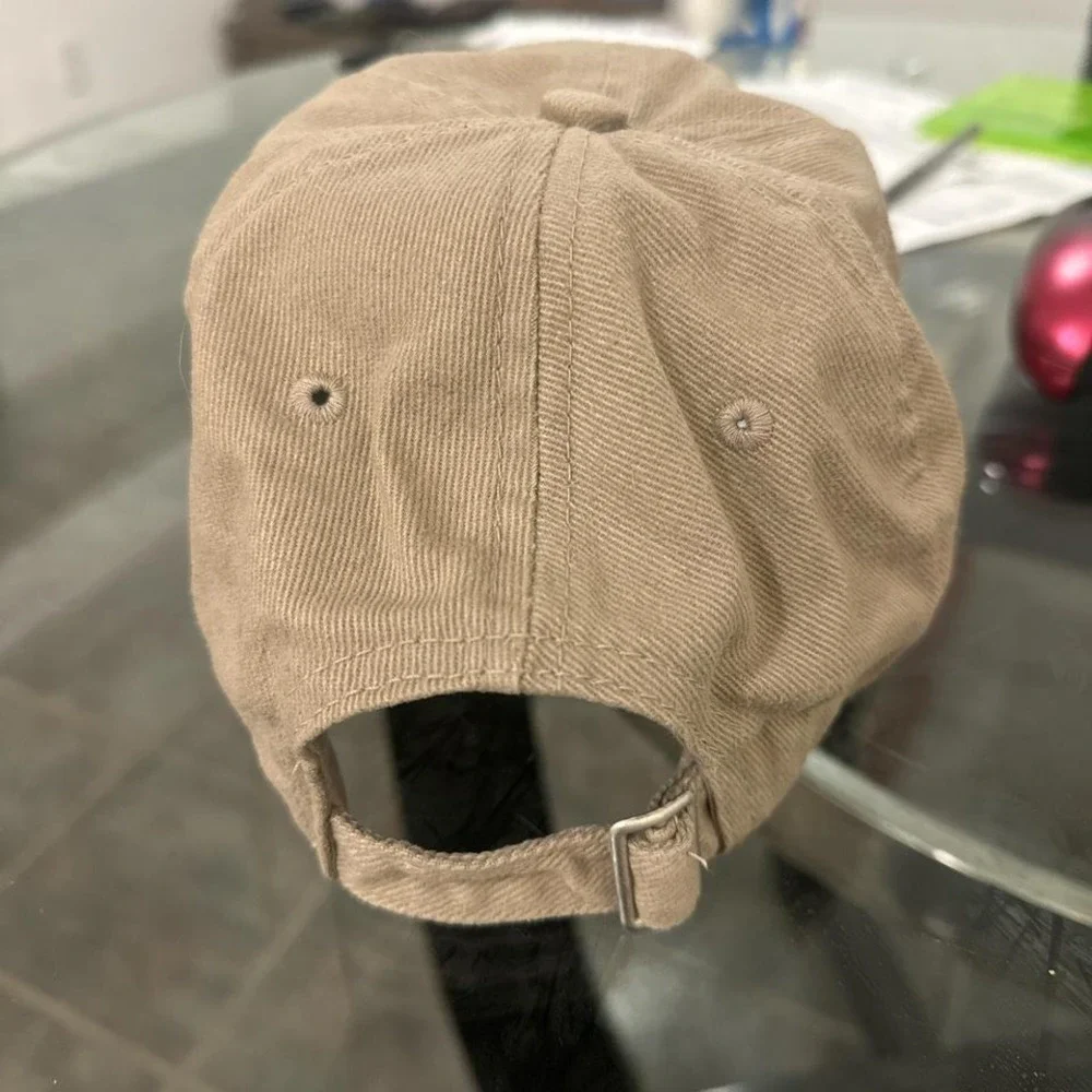 Tan‎ adjustable golf cap